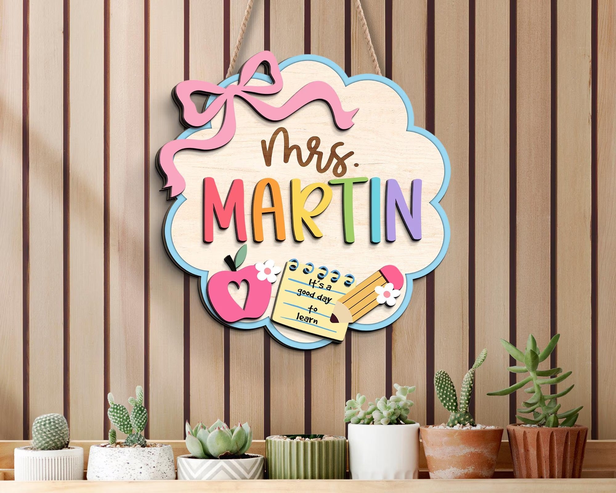 Personalized Teacher Door Sign, Scalloped Sign for Classroom, Teacher Door Hanger