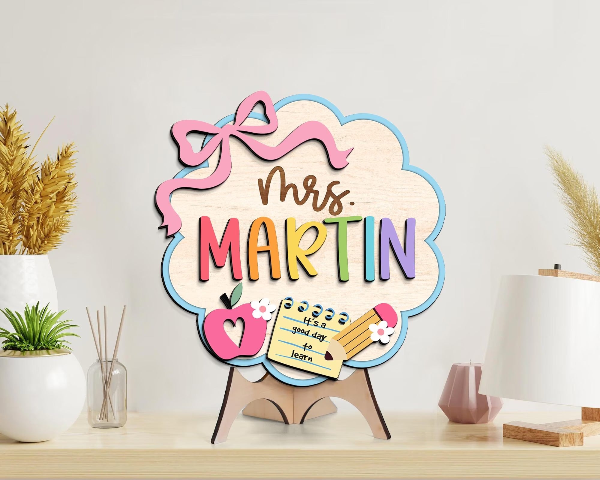Personalized Teacher Door Sign, Scalloped Sign for Classroom, Teacher Door Hanger